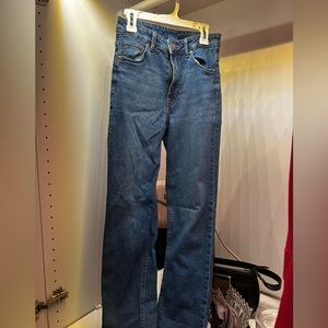 H&M dark wash skinny jeans